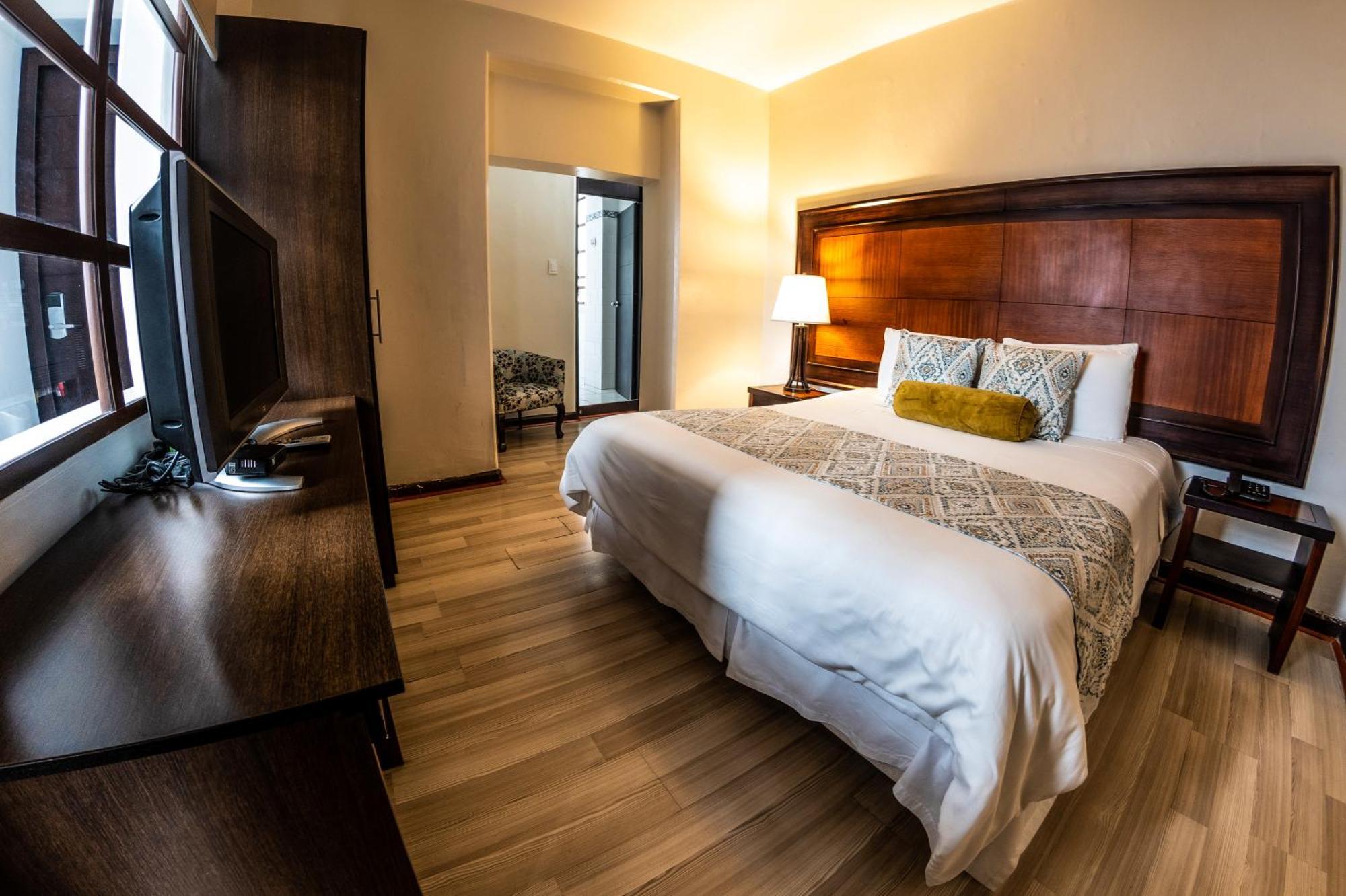 Hotel กูเอ็งกา ภายนอก รูปภาพ