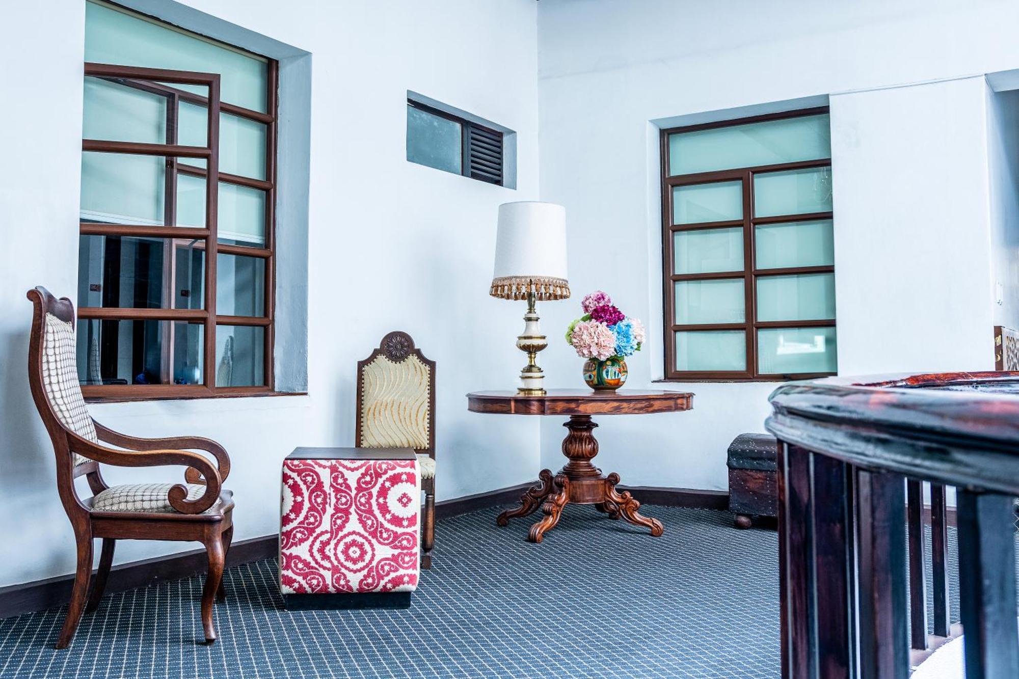 Hotel กูเอ็งกา ภายนอก รูปภาพ