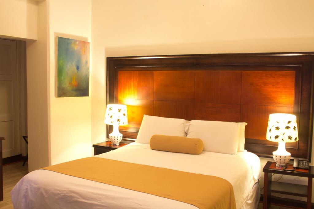 Hotel กูเอ็งกา ภายนอก รูปภาพ