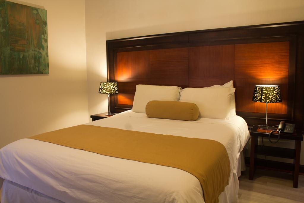 Hotel กูเอ็งกา ภายนอก รูปภาพ