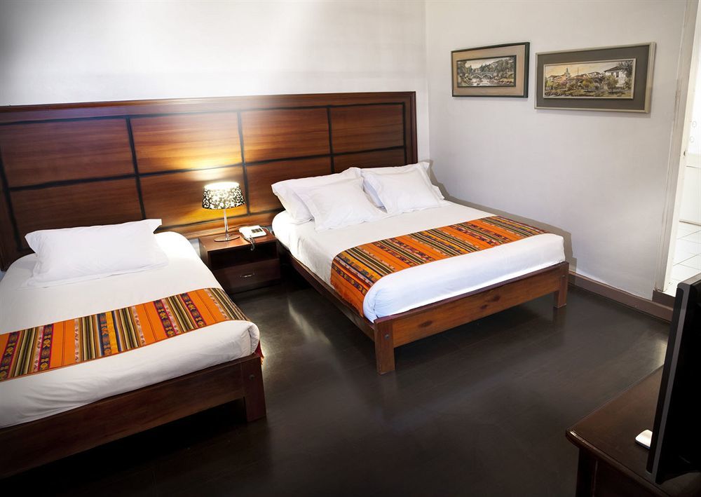 Hotel กูเอ็งกา ภายนอก รูปภาพ